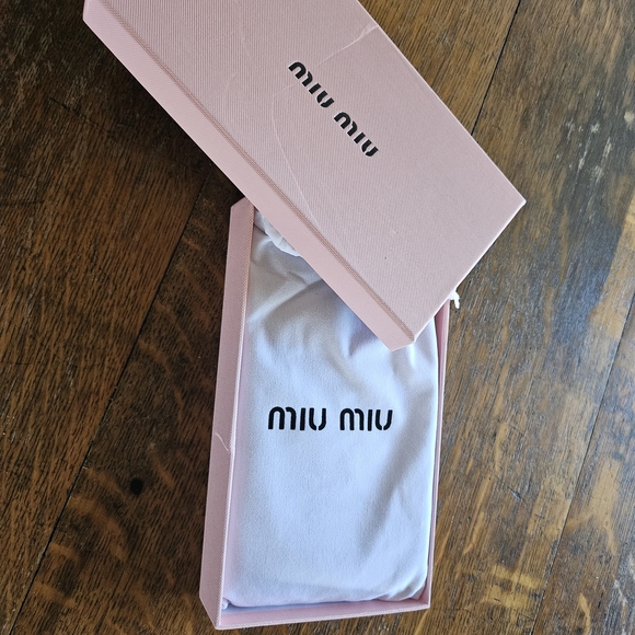 Pink Miu Miu Matelassé Nappa Leather Wallet - Picture 2 of 10